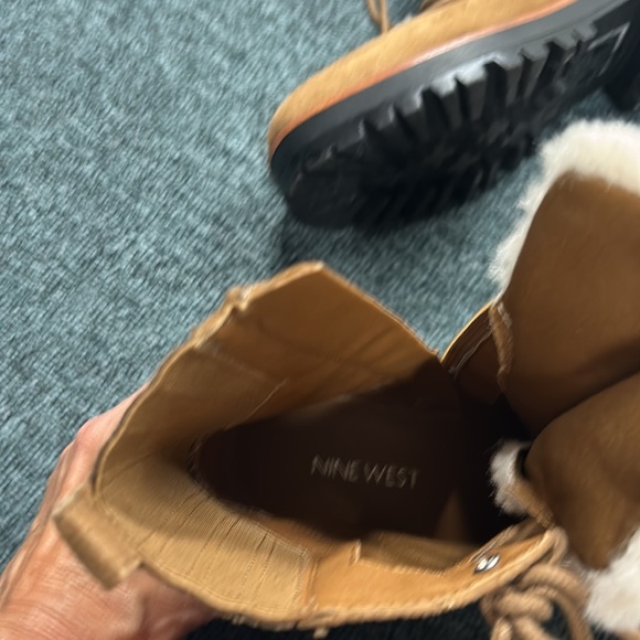 Nine West winter boots. - Picture 4 of 4